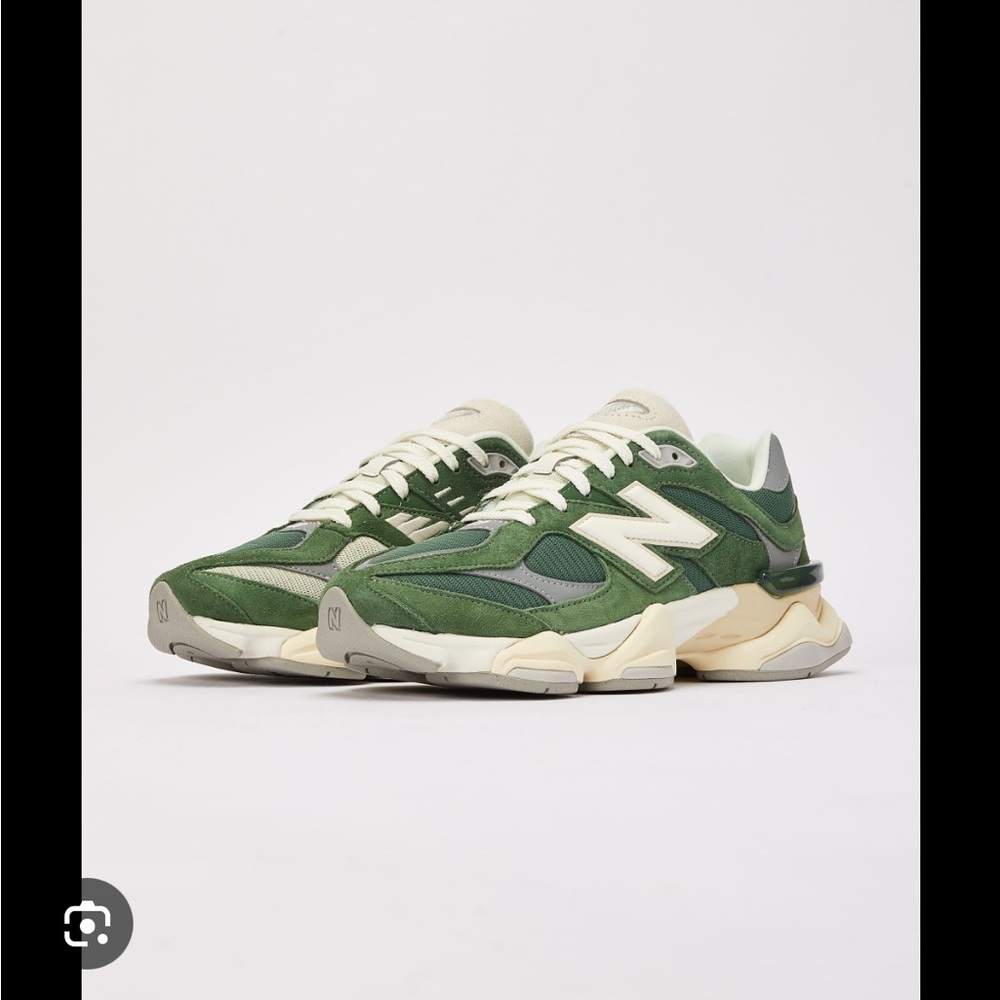 New Balance - Picture 2 of 7